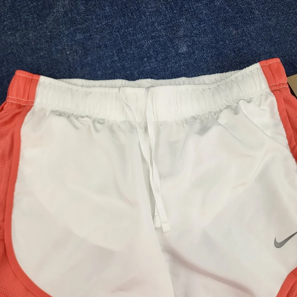 Nike Tempo Womens Large Dri-FIT 2 Pack Running Shorts White Coral Mid Rise